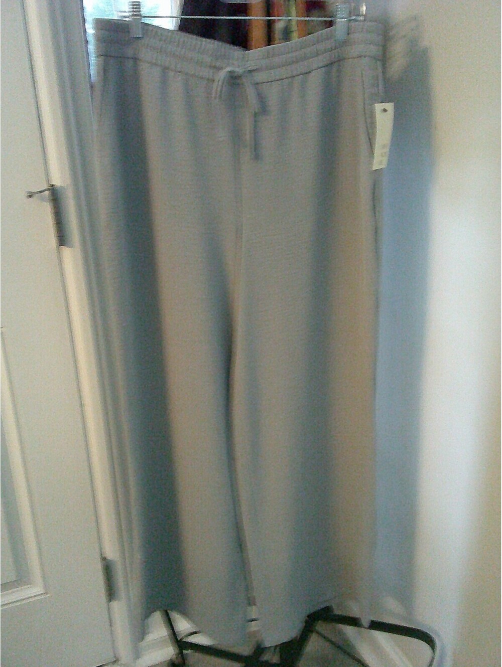 Light Gray Stretch‑Waist Pants with Pockets 00130